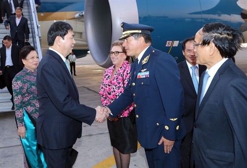 Chủ tịch nước Trần Đại Quang bắt đầu chuyến tham dự APEC 2016