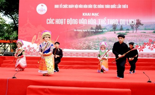 Sôi động các hoạt động Ngày hội Văn hóa dân tộc Mông toàn quốc lần thứ 2