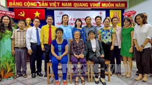 Thành phố Hồ Chí Minh Hỗ trợ 348 gia đình tìm được thân nhân mất liên lạc