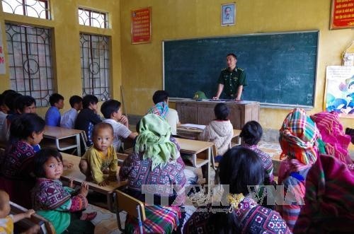 Tỉnh Lai Châu: Phổ biến, giáo dục pháp luật cho cán bộ và nhân dân vùng biên giới