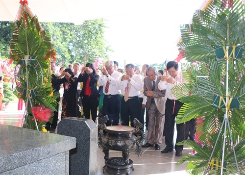 Lễ giỗ lần thứ 87 cụ Phó bảng Nguyễn Sinh Sắc, thân sinh Chủ tịch Hồ Chí Minh