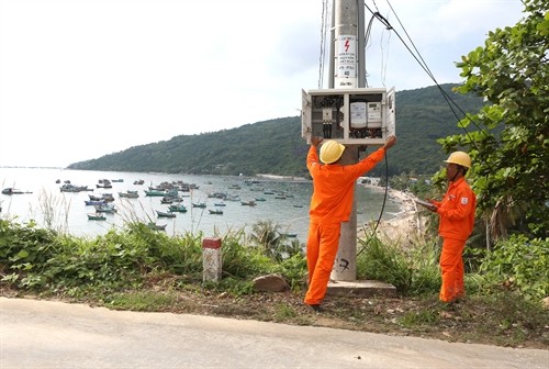 Hoàn thành Dự án cấp điện lưới quốc gia cho xã đảo Lại Sơn (Kiên Giang)