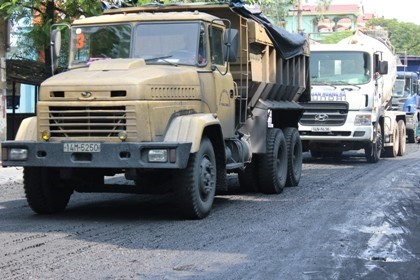 Quảng Ninh cấm vận chuyển than trên tuyến quốc lộ
