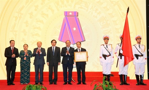 Thủ tướng Nguyễn Xuân Phúc dự Đại hội Hiệp hội Doanh nghiệp nhỏ và vừa Việt Nam lần thứ III