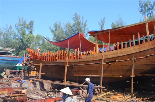 Ngư dân Thừa Thiên-Huế tìm sinh kế mới từ số tiền bồi thường sự cố môi trường biển