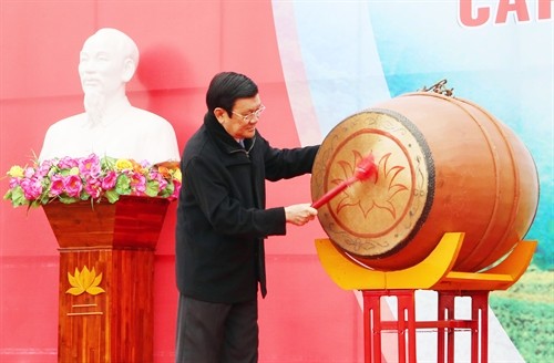 Chủ tịch nước Trương Tấn Sang phát động “Tết trồng cây đời đời nhớ ơn Bác Hồ” tại Tuyên Quang