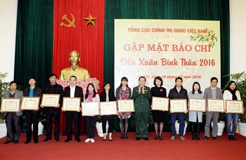 Tổng cục Chính trị Quân đội Nhân dân Việt Nam gặp mặt Báo chí đầu xuân Bính Thân 2016