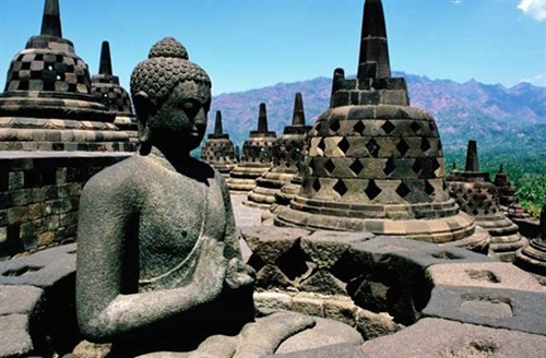 Du xuân tại di tích Phật giáo lớn nhất thế giới