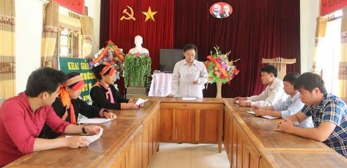 Phát triển đảng viên vùng đồng bào dân tộc thiểu số ở huyện Phong Thổ