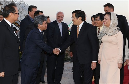 Chủ tịch nước Trương Tấn Sang bắt đầu chuyến thăm Iran