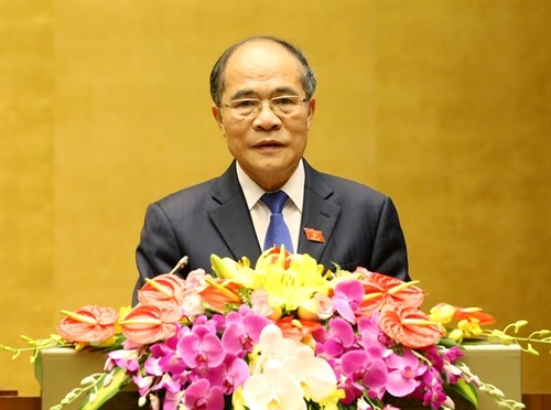 Chủ tịch Quốc hội Nguyễn Sinh Hùng: Ở vị trí nào cũng đều phải phục vụ nhân dân 