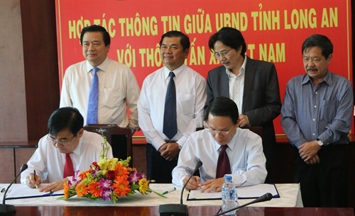 Đẩy mạnh hợp tác thông tin giữa TTXVN và UBND tỉnh Long An