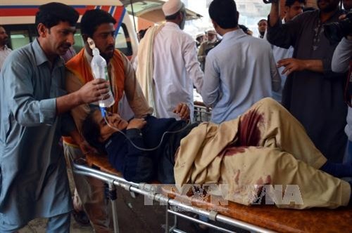 Đánh bom liều chết tại tòa án ở Tây Bắc Pakistan, gần 30 người thương vong