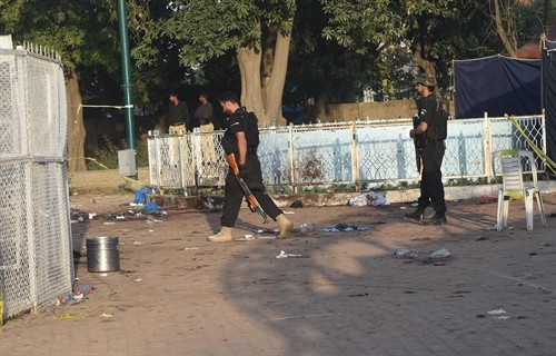 Pakistan: Phiến quân giết hại và bắt cóc hơn 20 cảnh sát 