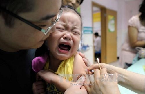 Trung Quốc cách chức 357 quan chức liên quan vụ bê bối vaccine