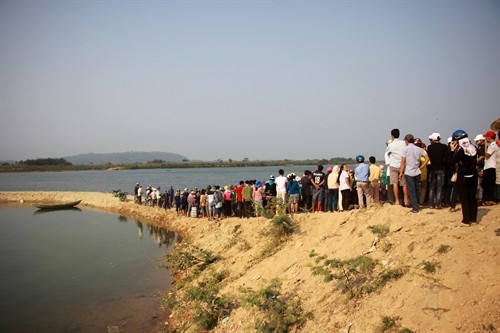 Quảng Ngãi: Tắm sông, 9 học sinh nam chết đuối