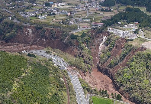 Thông tin mới về động đất tại Nhật Bản