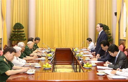 Chủ tịch nước tiếp Ban liên lạc cựu Quân tình nguyện và Chuyên gia quân sự Việt Nam tại Lào 