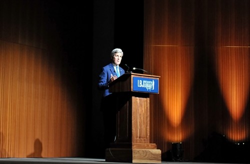 Ngoại trưởng Mỹ J.Kerry: Cần rút ra bài học khép lại quá khứ từ cuộc chiến tranh Việt Nam