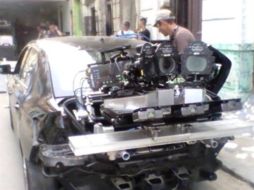 Đoàn phim “Fast & Furious 8” đại náo Cuba
