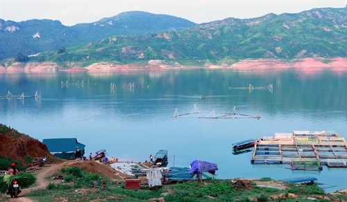 Quy hoạch vùng lòng hồ thủy điện Sơn La thành động lực phát triển du lịch vùng Tây Bắc