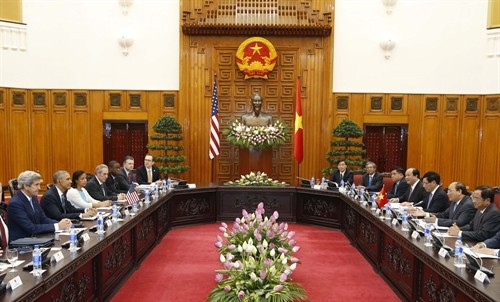 Thủ tướng Nguyễn Xuân Phúc gặp Tổng thống Hoa Kỳ Barack Obama