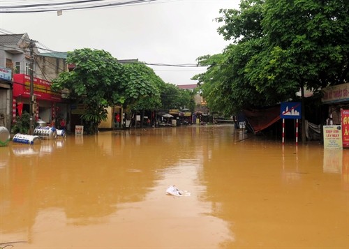 Mưa lớn gây ngập úng nặng tại Yên Bái, Sơn La