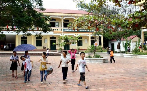 "Chạy đua" vào các lớp đầu cấp tại Hà Nội