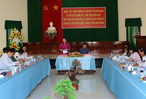 Chủ tịch Quốc hội Nguyễn Thị Kim Ngân giám sát, kiểm tra công tác chuẩn bị bầu cử tại tỉnh Hậu Giang, Kiên Giang