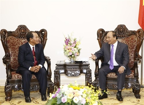 Thủ tướng Nguyễn Xuân Phúc tiếp Bộ trưởng Bộ Tư pháp Lào