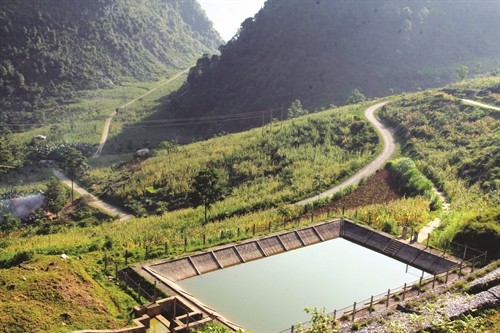 Khắc phục tình trạng thiếu nước sinh hoạt ở vùng cao Lục Khu