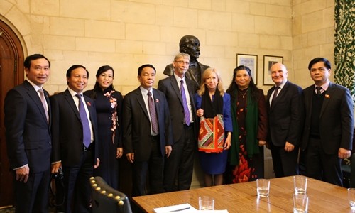 Đẩy mạnh hợp tác nghị viện Việt Nam - Vương quốc Anh 