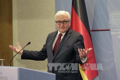 Đức ủng hộ từng bước dỡ bỏ trừng phạt Nga
