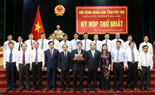 HĐND tỉnh Phú Thọ bầu các chức danh lãnh đạo chủ chốt của HĐND, UBND tỉnh