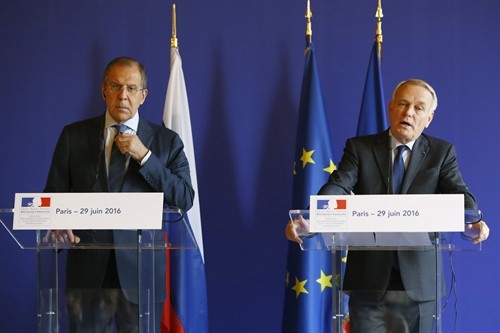 Nga- Pháp: Nhất trí nối lại đàm phán trong khuôn khổ Hội đồng Nga - NATO