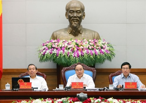 Thủ tướng Nguyễn Xuân Phúc: Không vì môi trường đầu tư mà bỏ qua môi trường sống của người dân