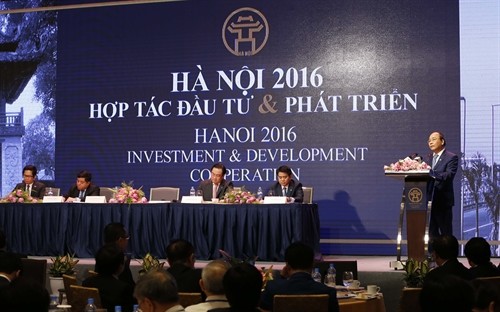 Thủ tướng Nguyễn Xuân Phúc : Hà Nội phải thực sự cầu thị, sẵn sàng đổi mới để hỗ trợ doanh nghiệp