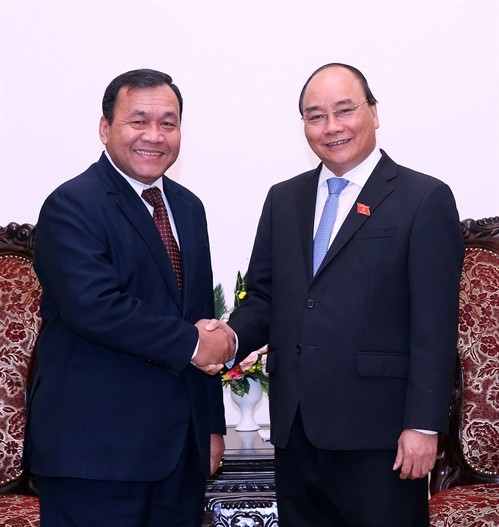 Thủ tướng Nguyễn Xuân Phúc tiếp Đại sứ Campuchia chào từ biệt 