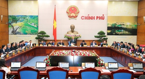 Thủ tướng Nguyễn Xuân Phúc chủ trì Phiên họp Chính phủ thường kỳ tháng 7 năm 2016.