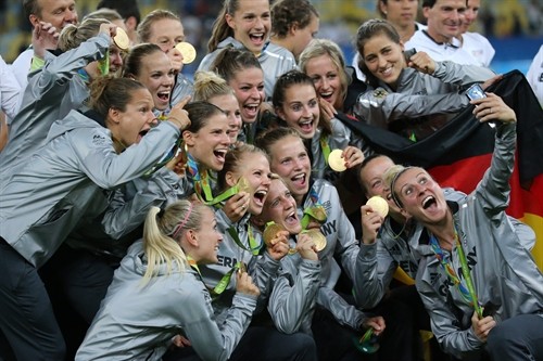 Olympic 2016: Thắng Thụy Điển 2-1, Đức lần đầu tiên giành Huy chương vàng bóng đá nữ