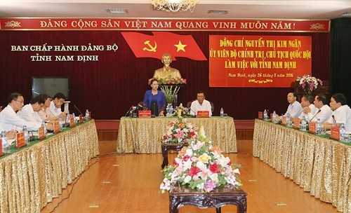 Chủ tịch Quốc hội Nguyễn Thị Kim Ngân làm việc tại tỉnh Nam Định