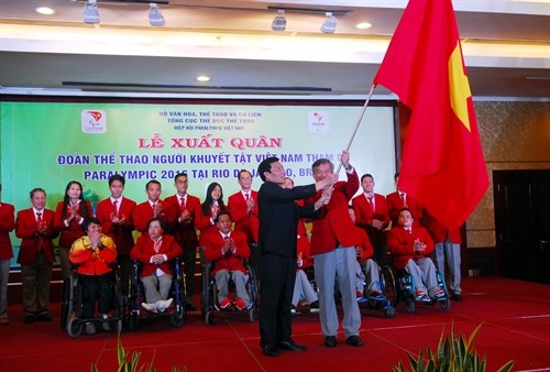 Đoàn Thể thao người khuyết tật Việt Nam xuất quân tham dự Paralympic Rio 2016