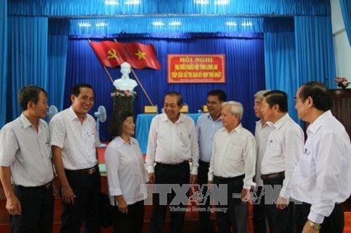 Phó Thủ tướng Trương Hòa Bình tiếp xúc cử tri tại Long An