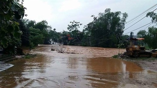 Hàng nghìn hộ dân 5 xã phía đông huyện Mang Yang, Gia Lai bị cô lập do mưa lớn