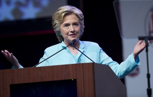 Bầu cử Tổng thống Mỹ 2016: Bà Hillary Clinton công bố hồ sơ sức khỏe chi tiết