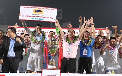 V-League 2016: Hà Nội T&T với chiến thắng "nghẹt thở" giành ngôi vô địch