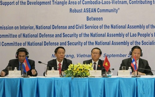 Xây dựng khu vực Tam giác phát triển giữa ba nước Việt Nam, Lào và Campuchia