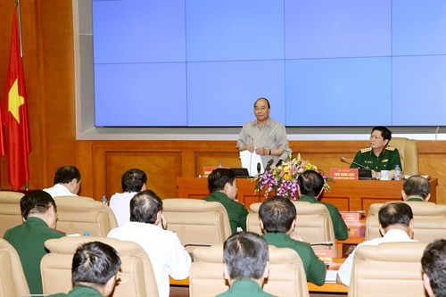 Thủ tướng Nguyễn Xuân Phúc làm việc với Lãnh đạo Bộ Quốc phòng