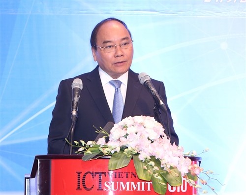 Thủ tướng Nguyễn Xuân Phúc: Hành động nhanh hơn nữa để tạo ra cuộc cách mạng trong ứng dụng công nghệ thông tin