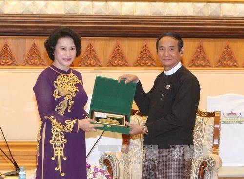 Chủ tịch Quốc hội Nguyễn Thị Kim Ngân hội kiến Chủ tịch Hạ viện Myanmar